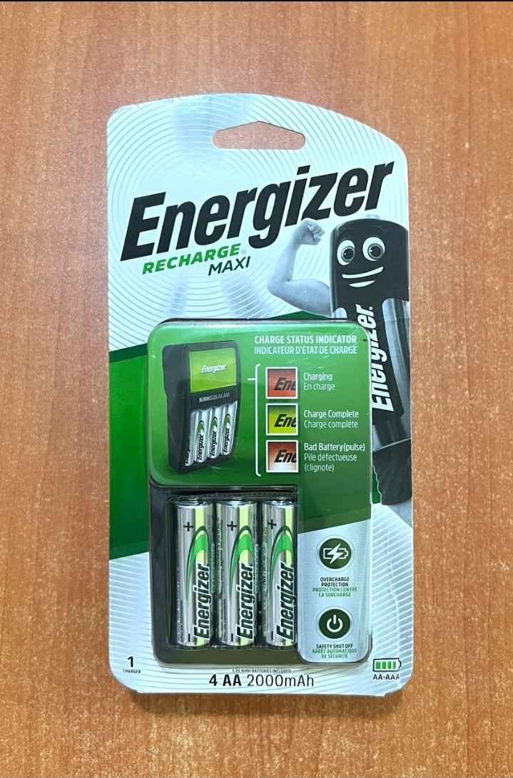 Energizer Maxi Recharge 4Way Charger With 4pcs of AA Battery