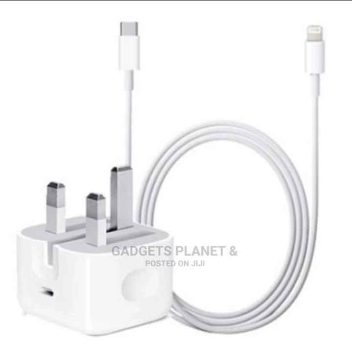 Apple Type C Charger 3 Pins - 20W